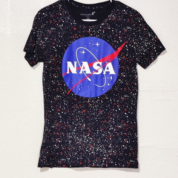 Other - Size M NASA T-Shirt